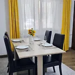 Veronica- Ultracentral, Langa Tomis Mall, Parcare Gratuita Constanţa