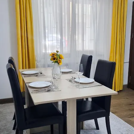 Veronica - Ultracentral, Langa Tomis Mall, Self Check-in, Free Parking, Fast Wifi, 10 Min Plaja Modern Constanţa