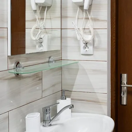 Veronica - Ultracentral, Langa Tomis Mall, Self Check-in, Free Parking, Fast Wifi, 10 Min Plaja Modern Apartament